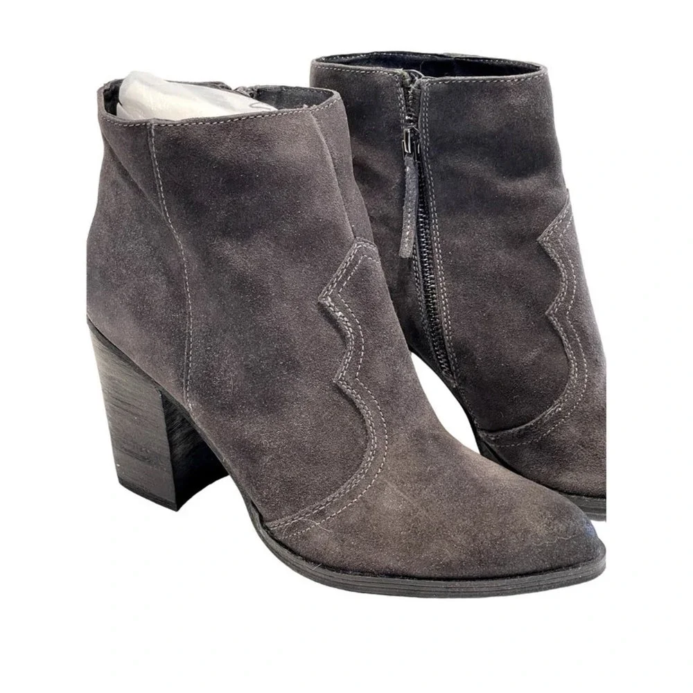 Dolce‎ Vita Caitlin Suede Bootie in Gray -Size 10 NEW